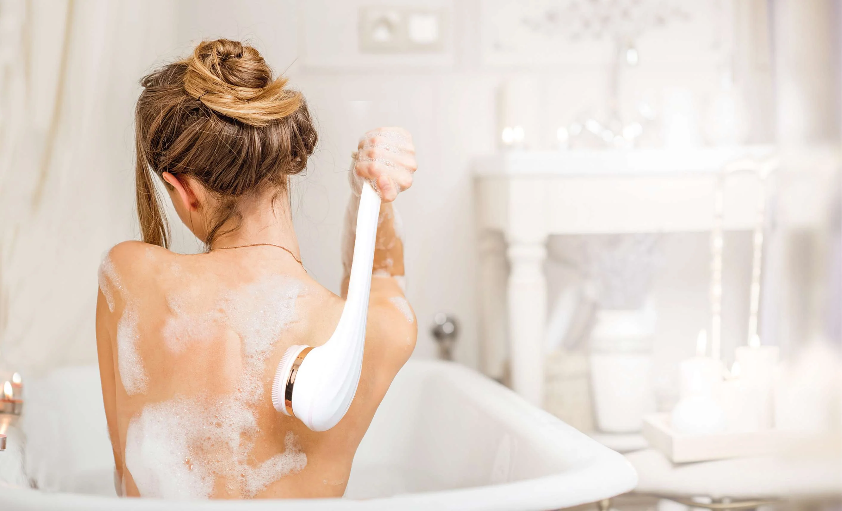 Pure Perfection Body Brush (Rechargeable) - Image 2